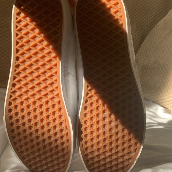 Size 11 all white vans - Picture 3 of 4